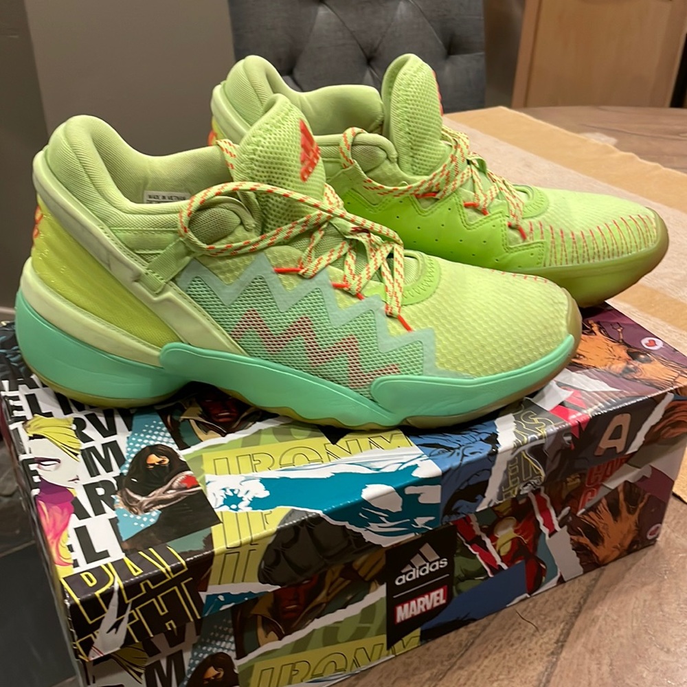 DON Issue 2 SpiderMan “Spidey Senses” Adidas Marvel Basketball